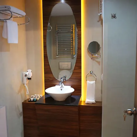 Madame Tadia Hotel