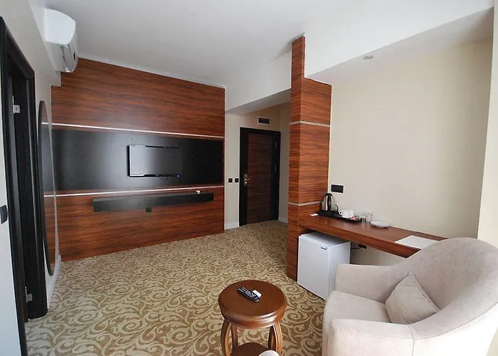 Otel Madame Tadia 3*